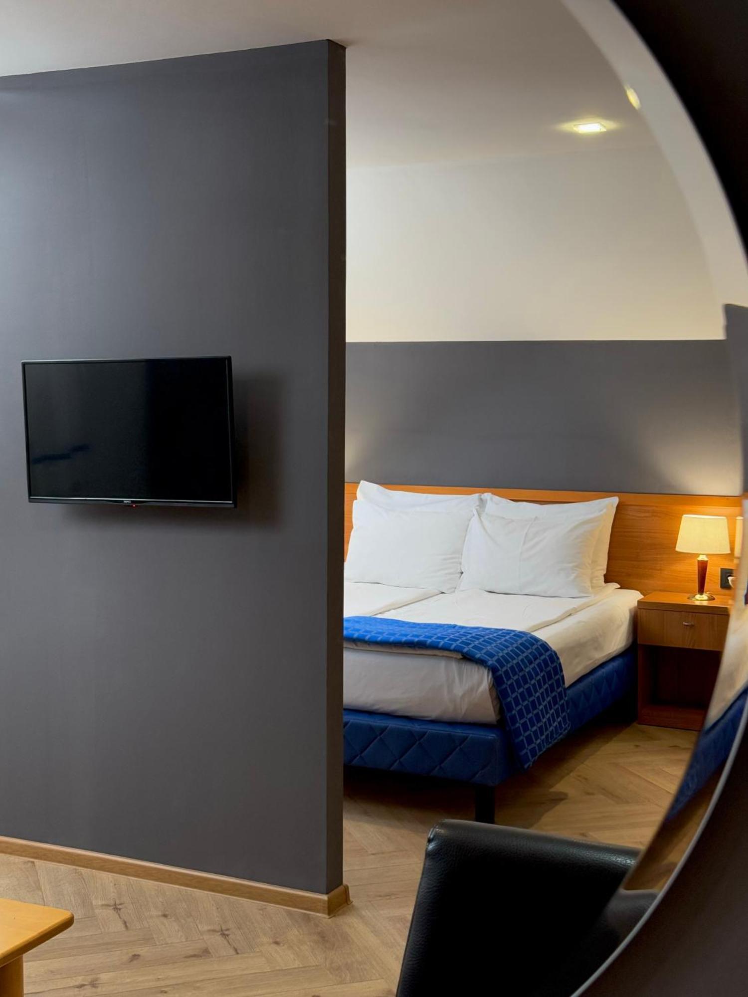 Motel M Vlasenica Eksteriør bilde