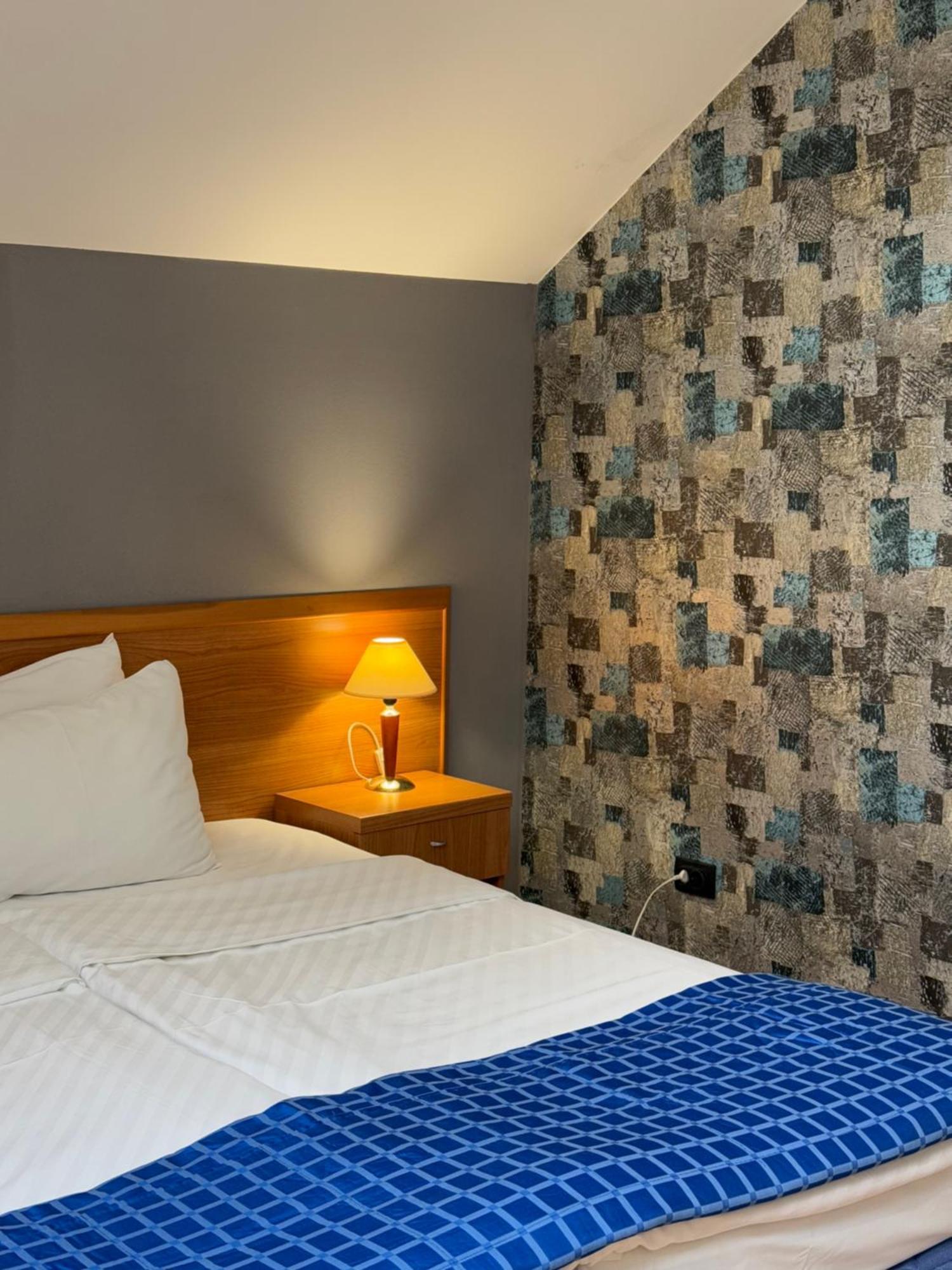 Motel M Vlasenica Eksteriør bilde